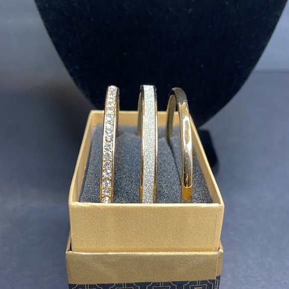 Monet Jewelry Bangle Bracelet 3pc Set - Picture 3 of 6